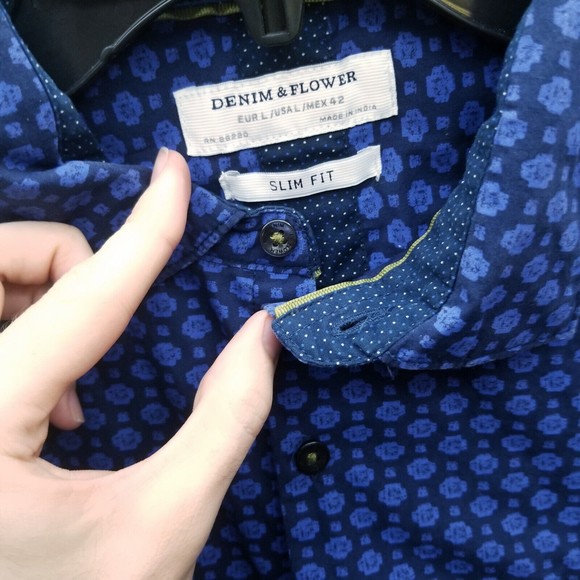 Denim & Flower L Geometric Blue Short Sleeve Button-Down Shirt 43" 28.5" 8.5" - Picture 6 of 12